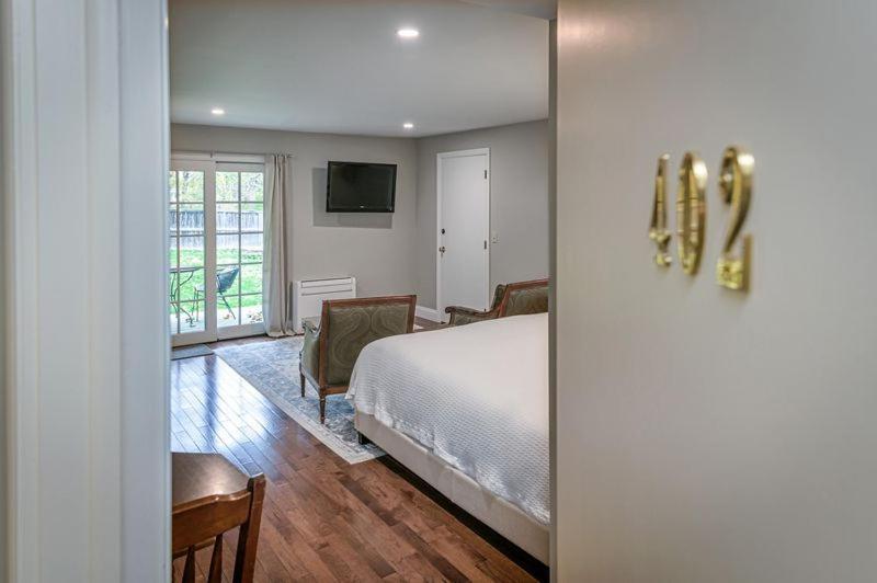 The West Lane Inn Ridgefield Room photo