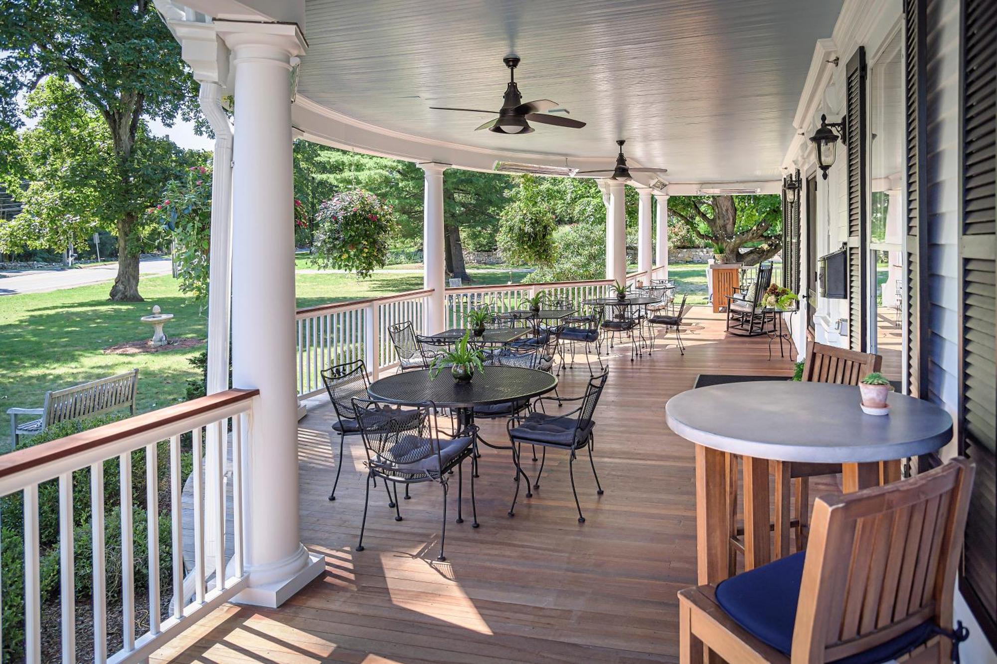 The West Lane Inn Ridgefield Exterior photo