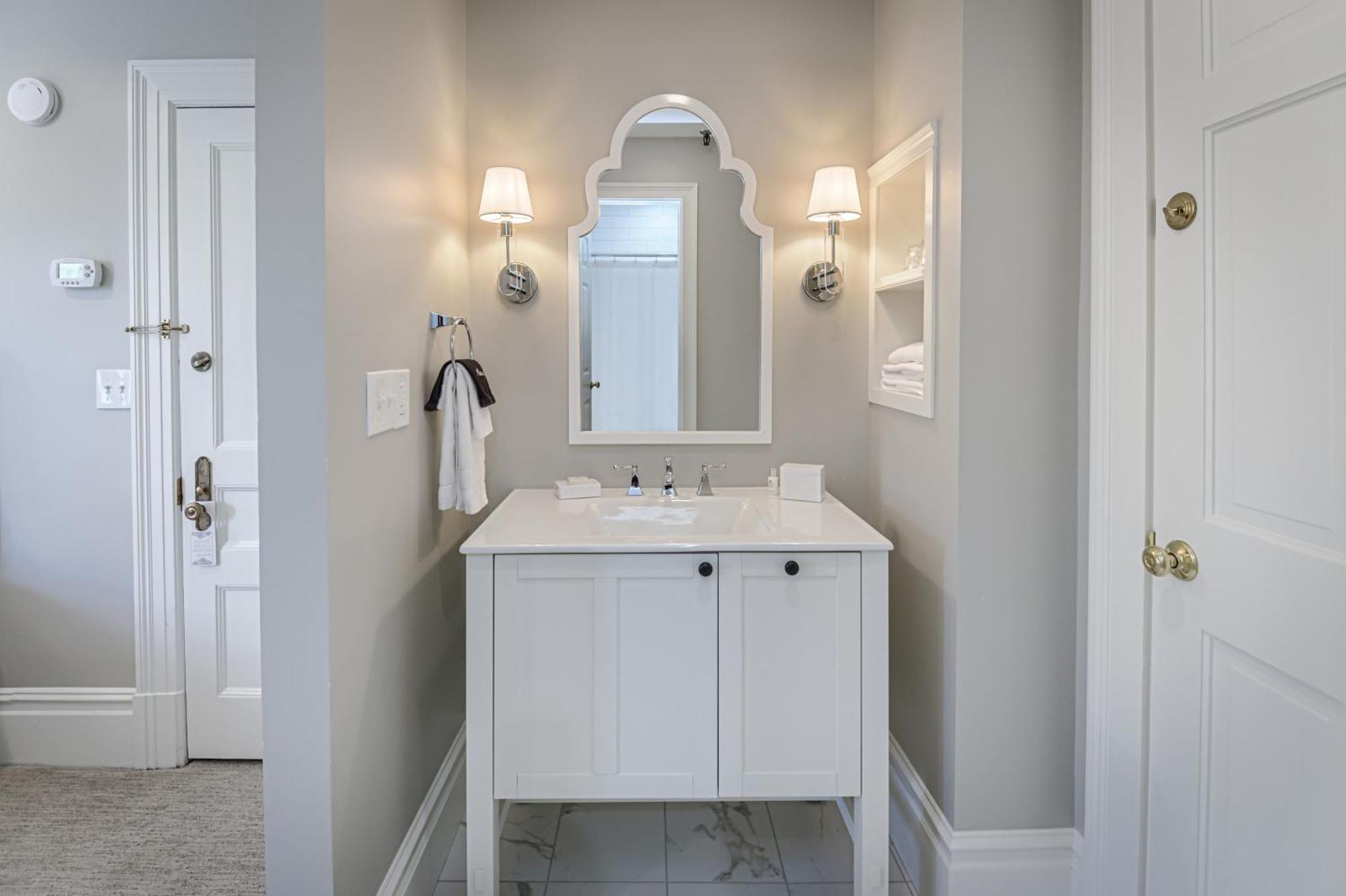 The West Lane Inn Ridgefield Room photo