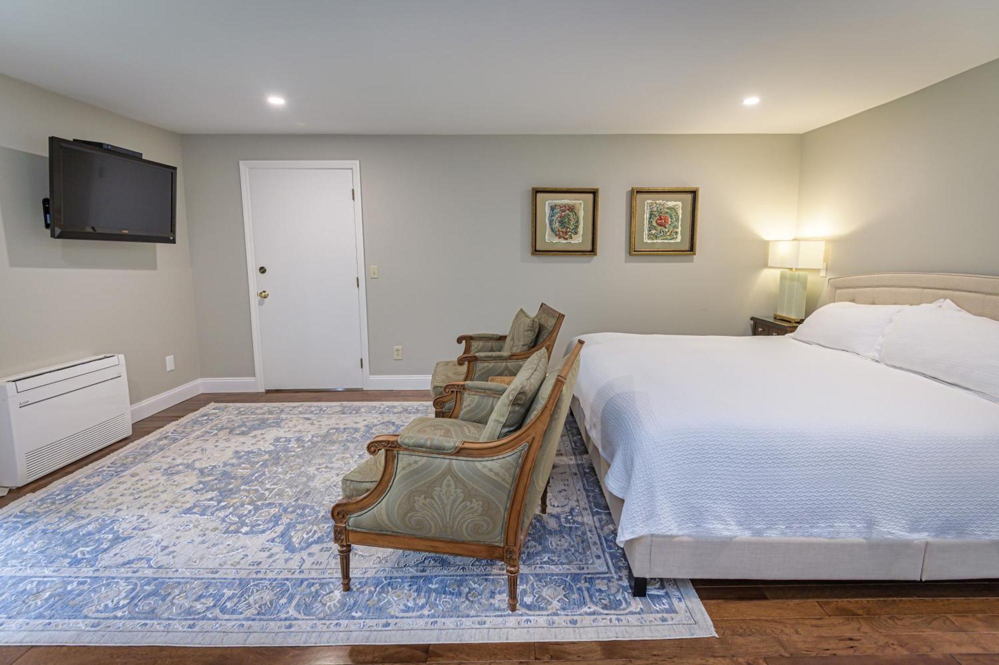 The West Lane Inn Ridgefield Room photo