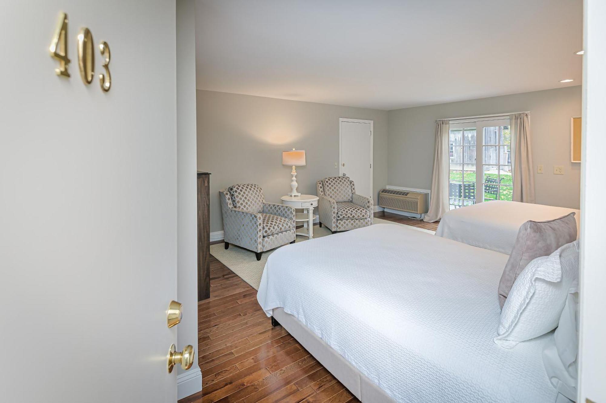 The West Lane Inn Ridgefield Room photo